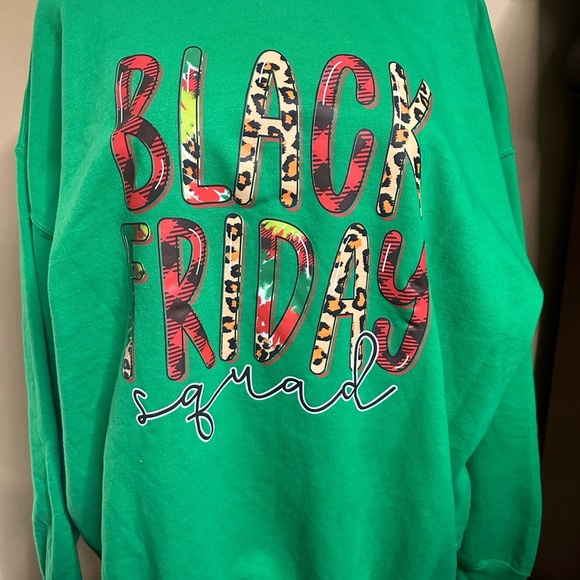 Gildan Tops - Gildan Heavy Blend Green 'Black Friday Squad' Sweatshirt